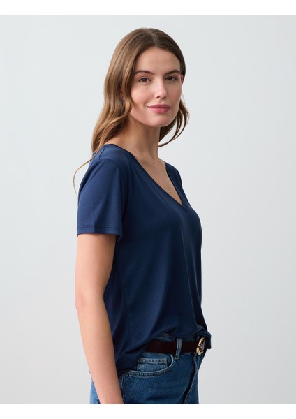 Lacivert V Yaka Kısa Kollu Örme Modal Tişört fırsatları