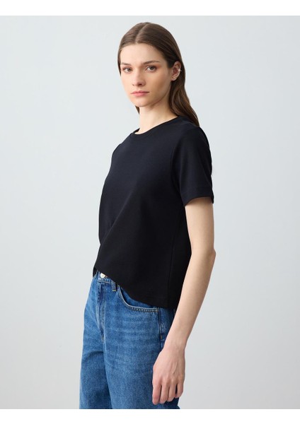 Siyah Bisiklet Yaka Kısa Kollu Pamuklu Örme Tişört modelleri