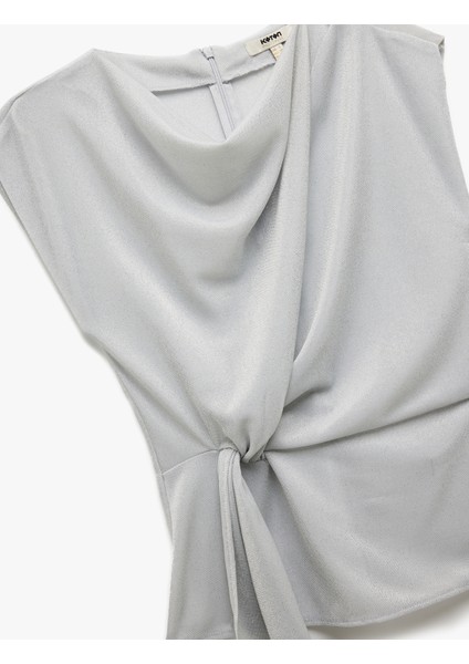 Dik Yaka Yarasa Kol Bağlama Detaylı Asimetrik Simli Abiye Bluz modelleri