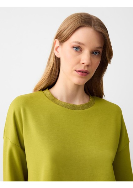 Limoni Bisiklet Yaka Uzun Kollu Yakası Sim Detaylı Sweatshirt