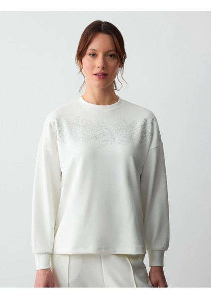 Beyaz Bisiklet Yaka Uzun Kollu Çiçek Desenli Örme Sweatshirt