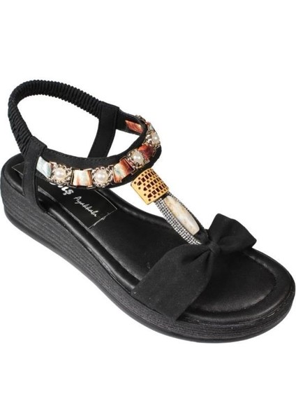 Yazkış Kadın Siyah Ten Cilt Tek Bantlı Üzeri ve Bileği Taşlı 4cm Arkası Lastikli Kalın Taban Sandale