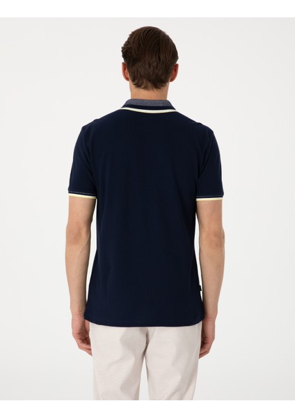 Erkek Lacivert Slim Fit Polo Yaka Tişört 50310203-VR033 indirimleri