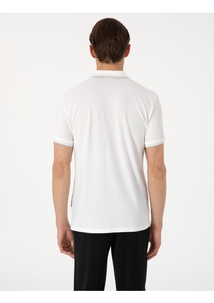 Erkek Ekru Slim Fit Tişört 50302631-VR019 indirimleri