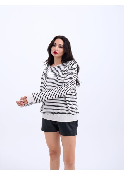 4215 Triko Çizgili Salaş Kazak-Ekru-Siyah fiyatları