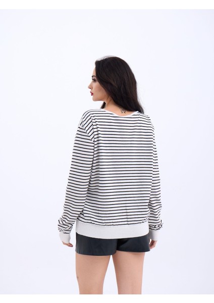 4215 Triko Çizgili Salaş Kazak-Ekru-Siyah indirimleri