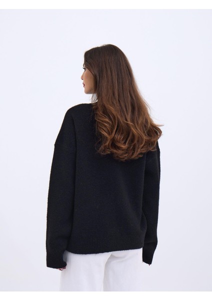 43081 Triko Yarım Balıkçı Salaş Kazak-Siyah indirimleri