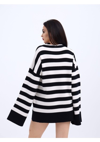 42291 Triko Çizgili Salaş Kazak-Siyah-Ekru indirimleri