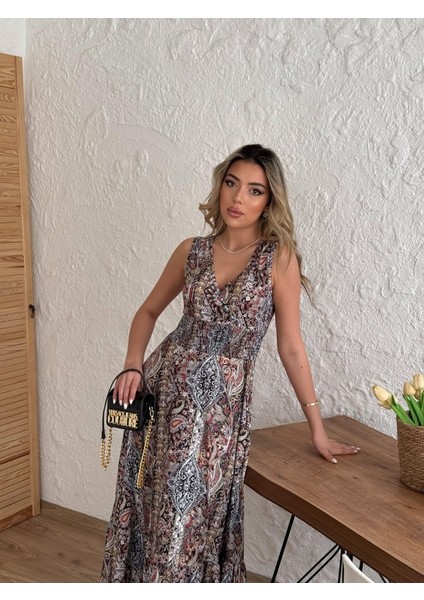 Kadın Beli Gipeli Etnik Desen Sıfır Kol Süprem Elbise