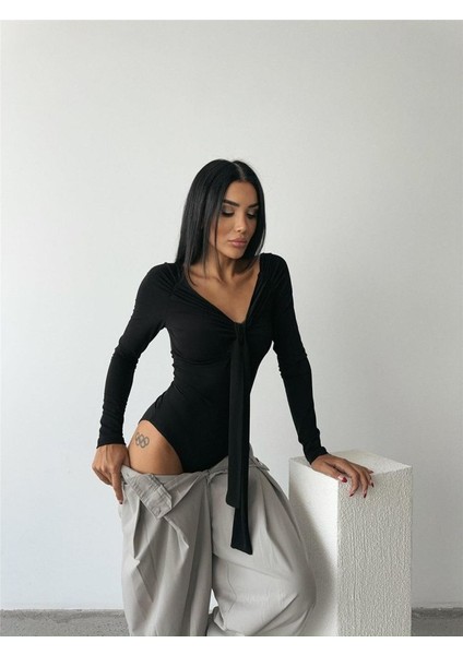 Sandy Bodysuit Önden Bağlama Detaylı - Siyah