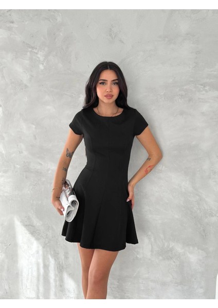 Kısa Kollu Mini Elbise - Siyah