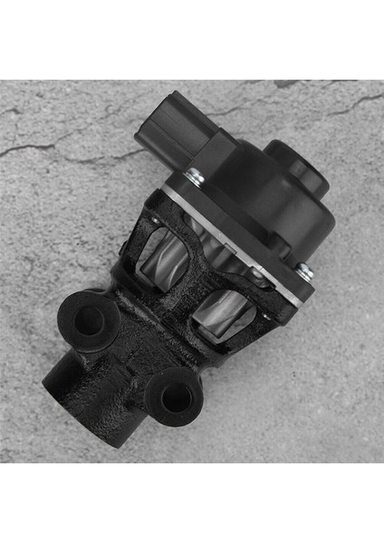 Egzoz Devridaim Egr Valfi 18111-77E01 18111-77E02-000 Suzuki Aerio Esteem Grand Vitara Xl7 EGV922 811177E00 (Yurt Dışından)