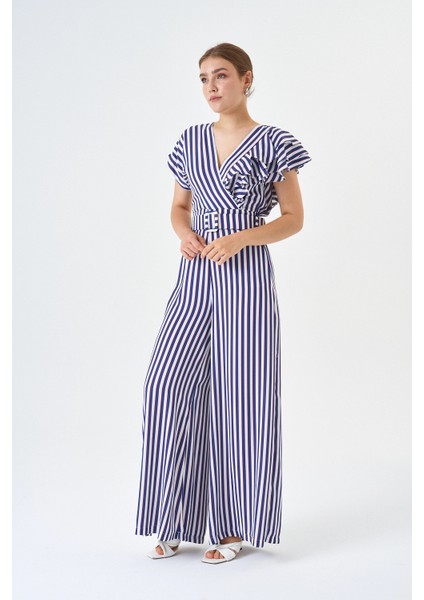 Fırfır Detaylı Bluz ve Bol Paça Pantolon Çizgili Kemerli Tulum