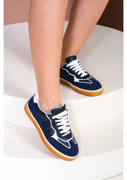 KADIN SPOR AYAKKABI fiyatları