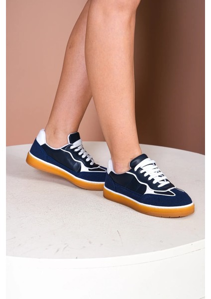 KADIN SPOR AYAKKABI modelleri