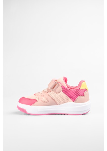 Pretty Bebe Sneaker