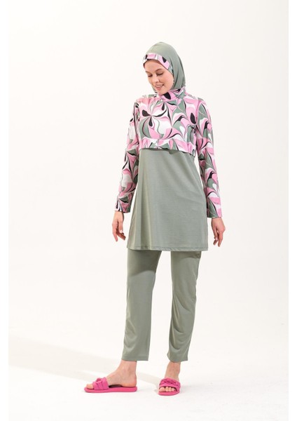 2156_Kadın Desenli Tam Kapalı 4'lü Takım Deniz/HavuzTesettür Mayo fiyatları