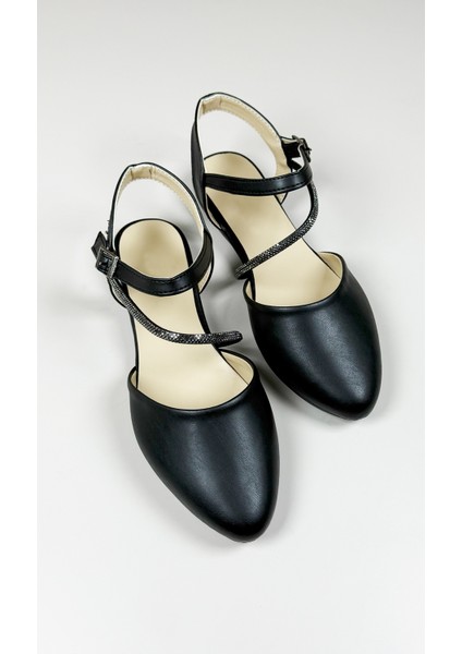 Liora 2503 Kadın Babet - Taş Detaylı, Bilekten Bağlı, Şık Yazlık Ayakkabı