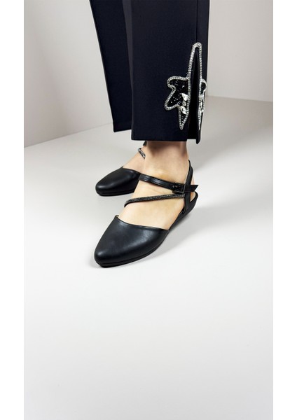 Liora 2503 Kadın Babet - Taş Detaylı, Bilekten Bağlı, Şık Yazlık Ayakkabı fırsatları