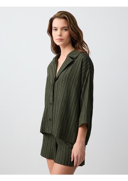 Haki Yüksek Bel Normal Paça Desenli Keten Şort modelleri