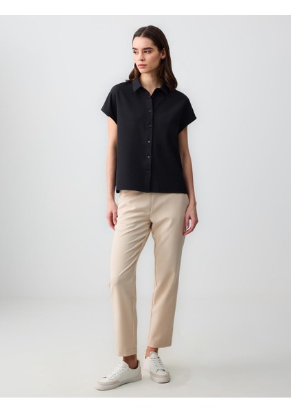 Siyah Düz Kesim Kolsuz Dokuma Gömlek fiyatları