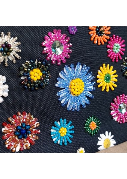 4152 El Yapımı Etnik Papatya Desenli Boncuk İşlemeli - Siyah Püsküllü Clutch Çanta modelleri