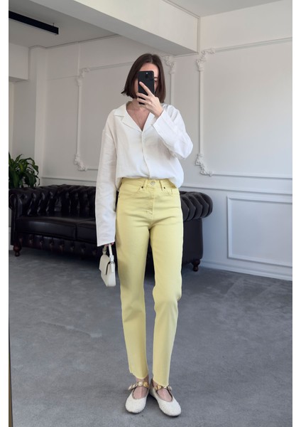 Kesik Paça Boyfit Jean- Sarı