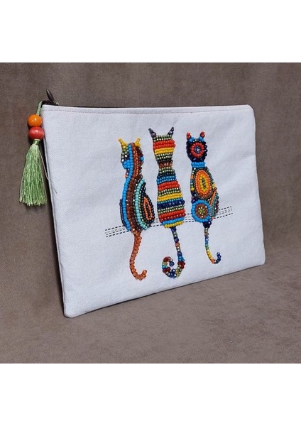 1714 El Yapımı Etnik Kedi Desenli Boncuk İşlemeli - Yeşil Püsküllü Clutch Çanta indirimleri