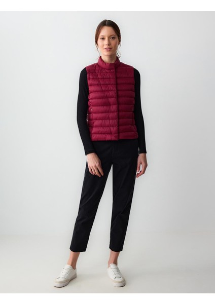 Sumak Fermuarlı Çıt Çıt Detaylı Kolsuz Şişme Yelek fiyatları