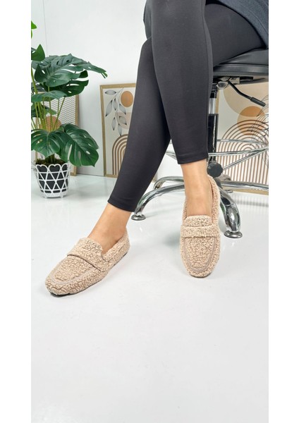 Günlük Kadın Loafer Peluş Astarlı Oval Burunlu Alçak Desenli Tabanlı Ayakkabı 375 indirimleri
