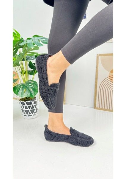 Günlük Kadın Loafer Peluş Astarlı Oval Burunlu Alçak Desenli Tabanlı Ayakkabı 375 indirimleri