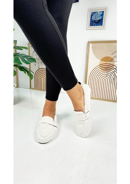 Günlük Kadın Loafer Peluş Astarlı Oval Burunlu Alçak Desenli Tabanlı Ayakkabı 375 indirimleri