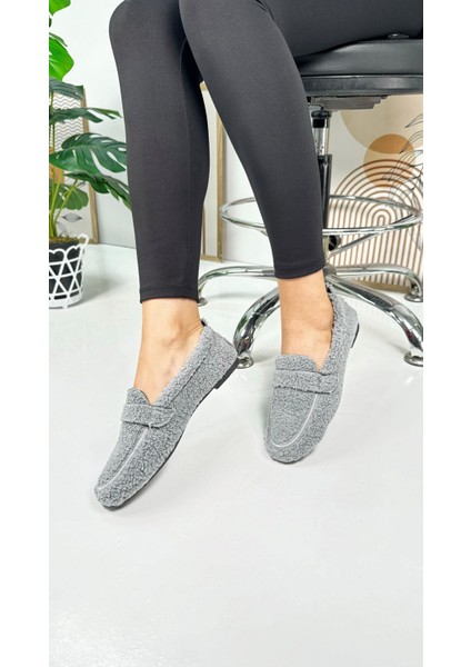 Günlük Kadın Loafer Peluş Astarlı Oval Burunlu Alçak Desenli Tabanlı Ayakkabı 375