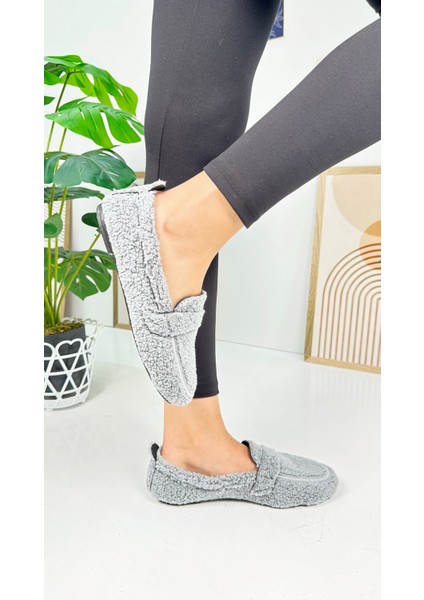 Günlük Kadın Loafer Peluş Astarlı Oval Burunlu Alçak Desenli Tabanlı Ayakkabı 375 indirimleri