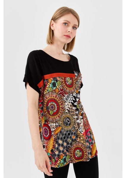 Kadın Karışık Desenli Düşük Kollu Penye T-shirt Siyah