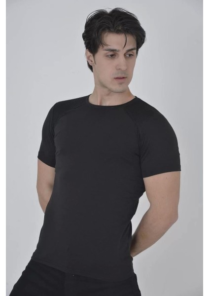 Erkek Omuz Fileli Slim Fit T-Shirt - Siyah
