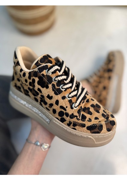 Günlük Kadın Sneaker Gizli Kalın Topuklu Taş Detaylı Oval Burun Bağcıklı Spor Ayakkabı F70