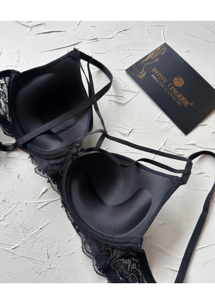 Lydia Önü Şeritli Dekoltesi Tasarım Yanları Dantelli Push-Up Çekici Siyah Sütyen indirimleri
