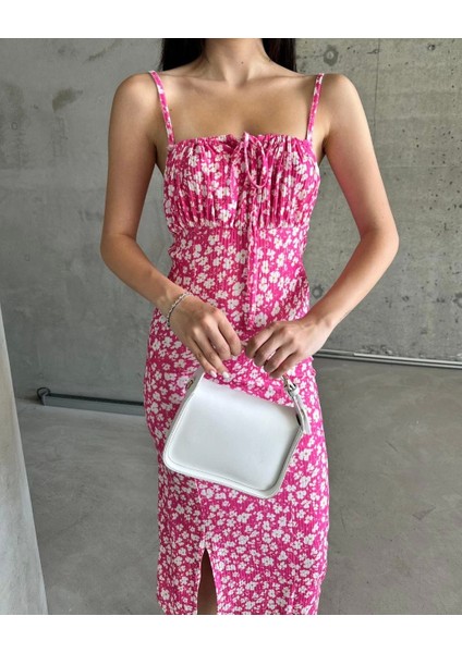 Kaşkorse Desenli Pembe Beyaz Çiçekli Önü Büzgülü Askılı Ince Askılı Midi Boy Elbise fiyatları