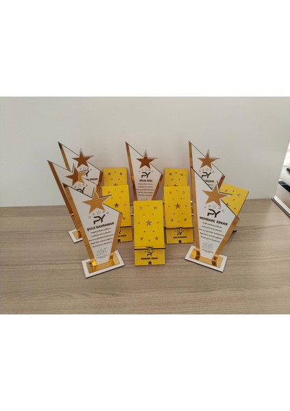 Hediyelik Plaket Iş Arkadaşlarına / Çalışanlarına / V.b.(Kişiye Özel Isim Yazılı) fırsatları