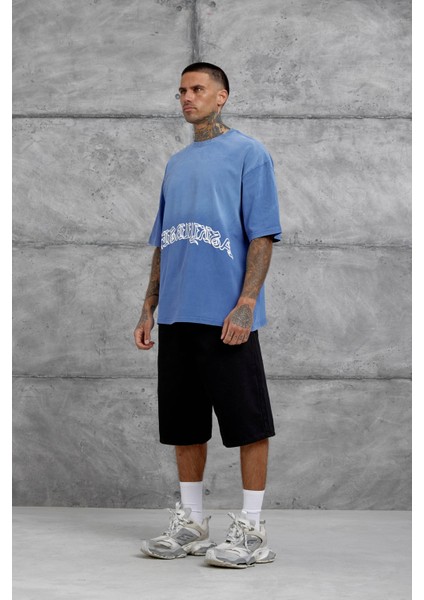 Mavi Işaretli Yazı Baskılı Yıkamalı Oversize Tshirt indirimleri