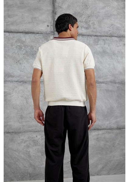 Bordo Yakalı Örme Tshirt fırsatları