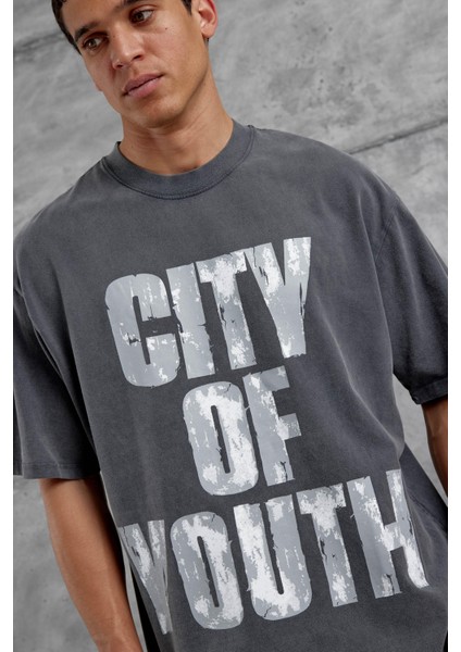 Füme City Of Youth Baskılı Oversize Tshirt