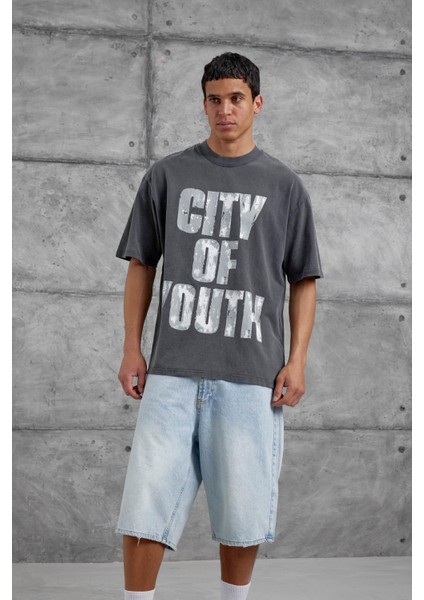 Füme City Of Youth Baskılı Oversize Tshirt modelleri