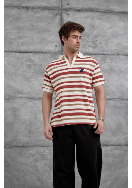 Kırmızı Çizgili Örme Kumaş Yakalı Oversize Tshirt indirimleri