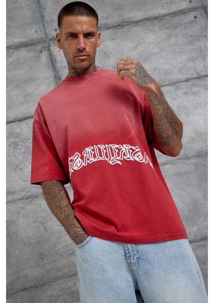 Kırmızı Işaretli Yazı Baskılı Yıkamalı Oversize Tshirt fırsatları
