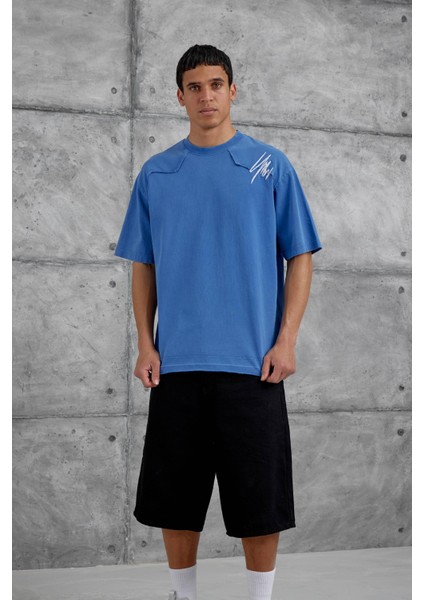 Mavi Parçalı Yıkamalı Oversize Tshirt