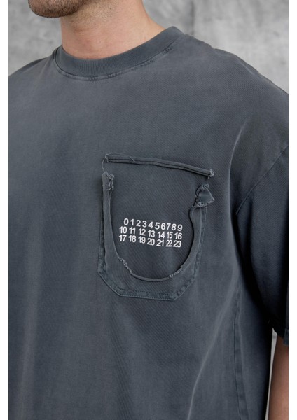Füme Cepte Rakam Detaylı Yıkamalı Oversize Tshirt fırsatları