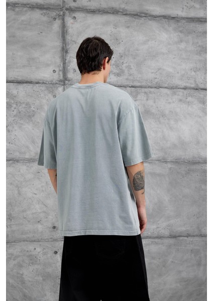 Gri Yıkamalı Dirk Yazılı Oversize Tshirt modelleri