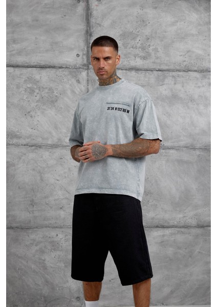 Gri Parça Detaylı Yıkamalı Oversize Tshirt
